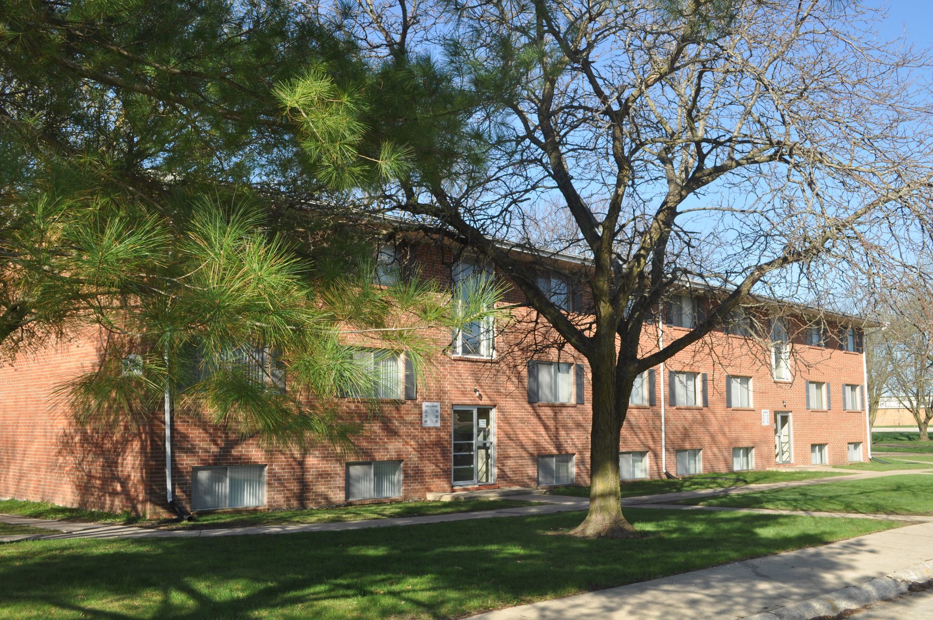 Charles City Apartment: 2105 Clark St