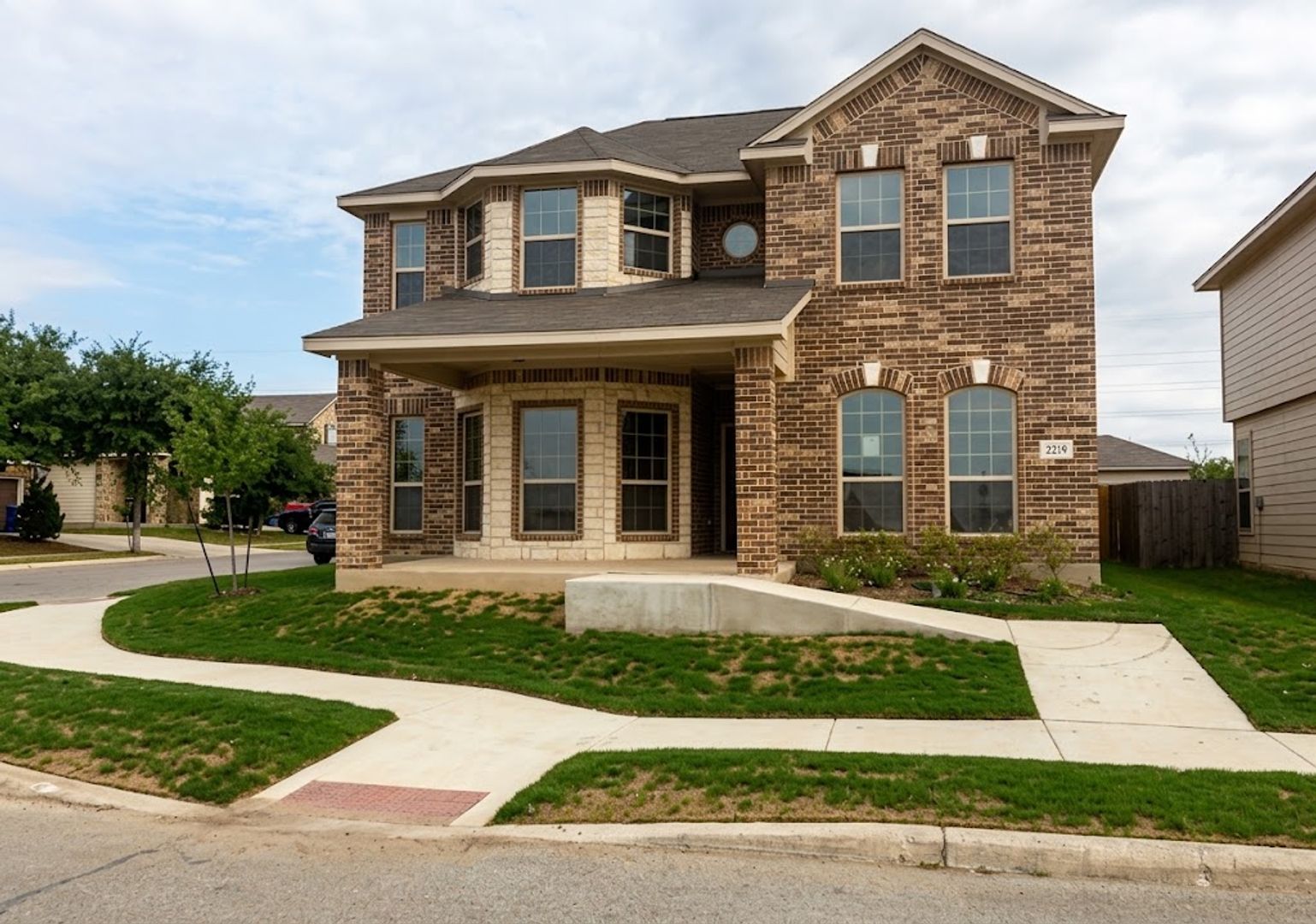 San Antonio House: 2219 Lily Pad Ln