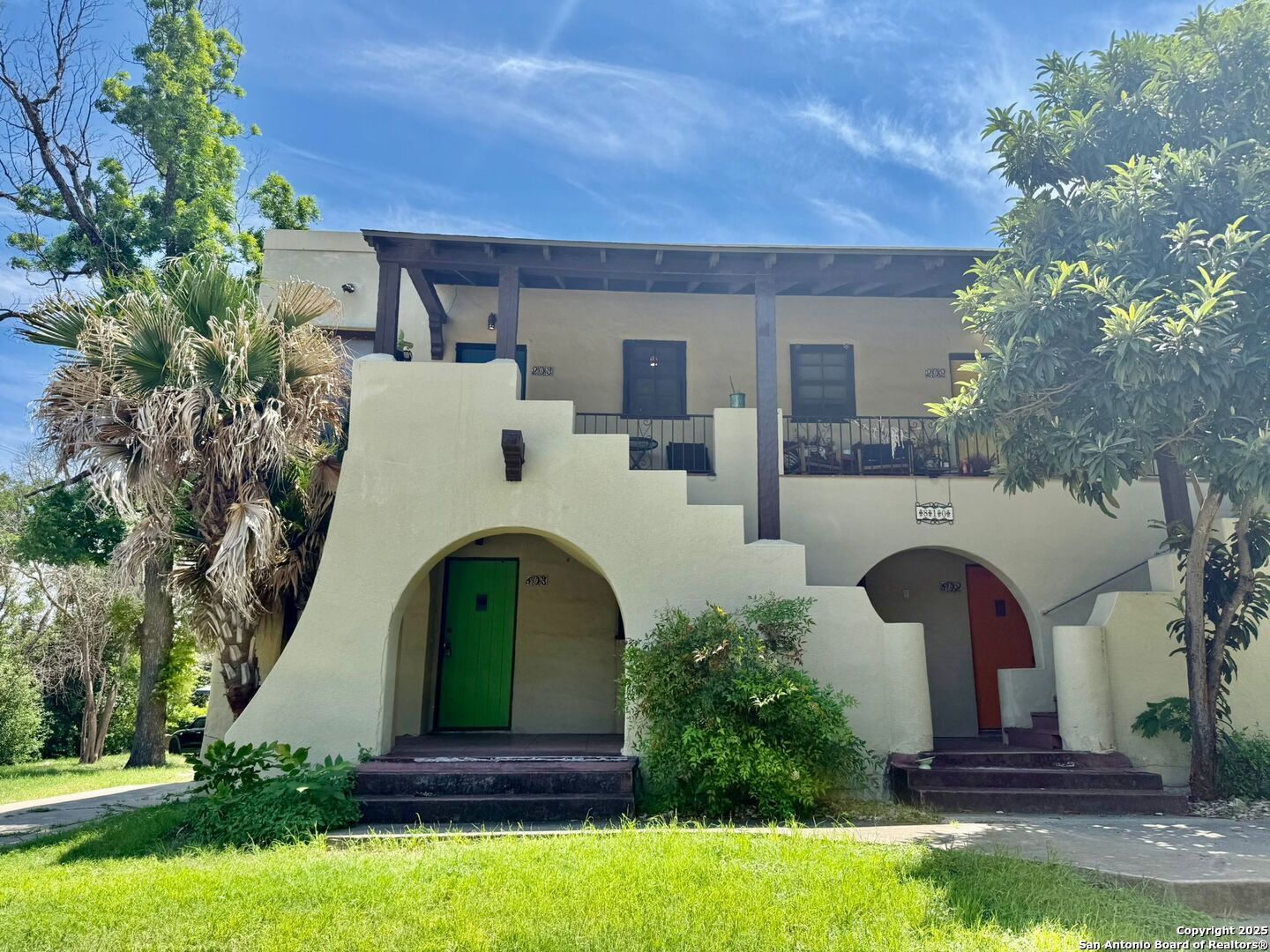 San Antonio House: 810 W Craig Pl Unit 102