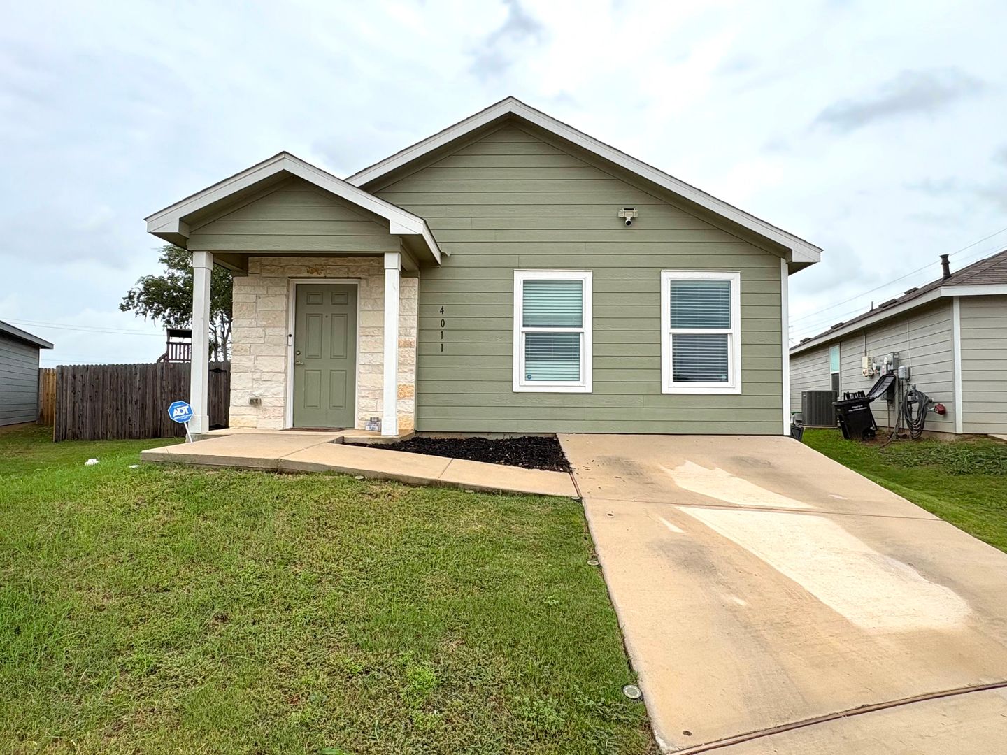 San Antonio House: 4011 Imogene Ivy