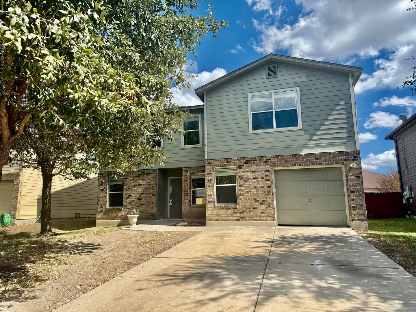 San Antonio House: 7234 Hibiscus Falls
