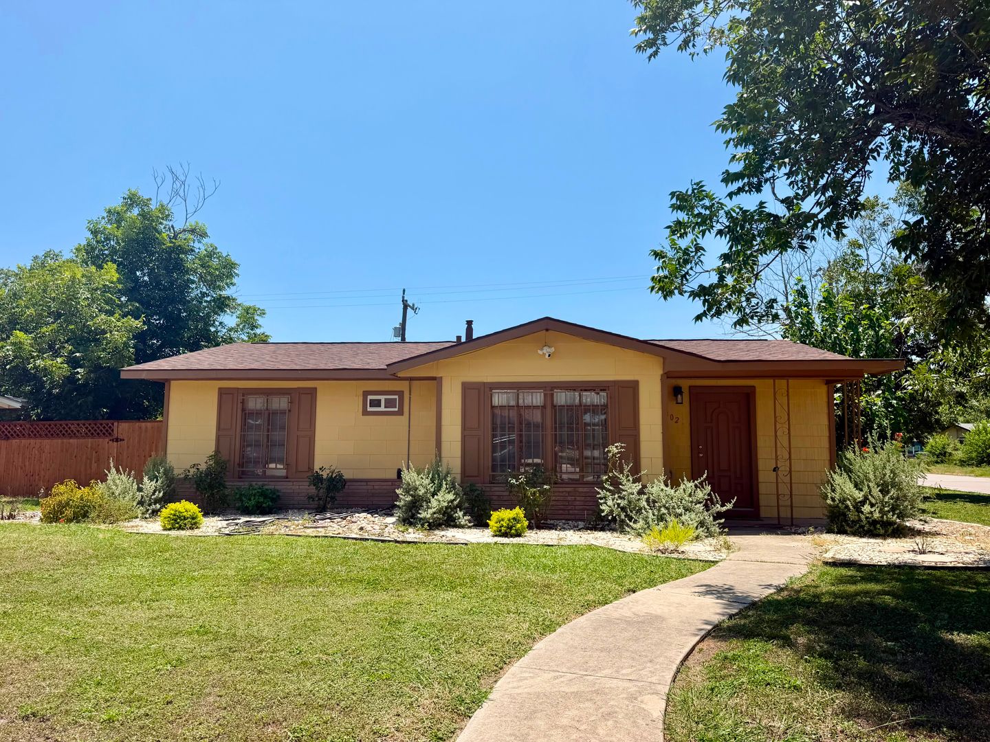 San Antonio House: 302 Ryan Dr