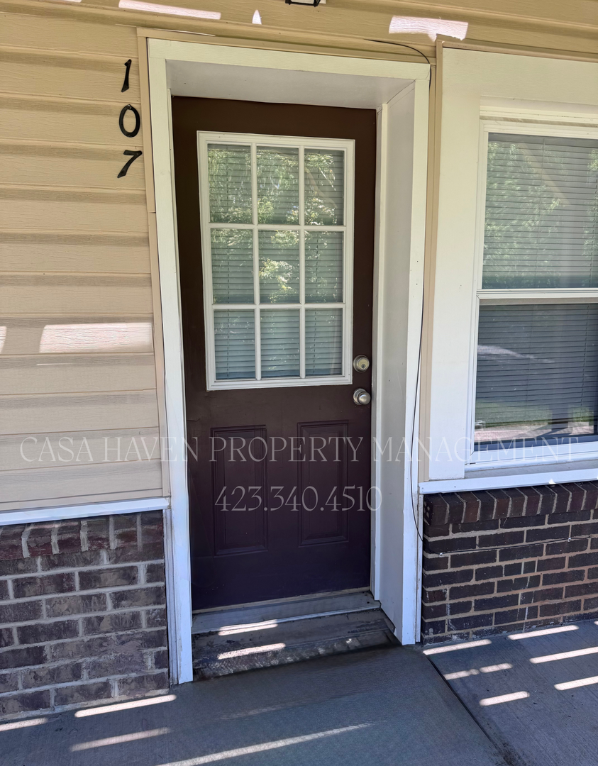 Jonesborough Apartment: 122 Leach Drive  - 107