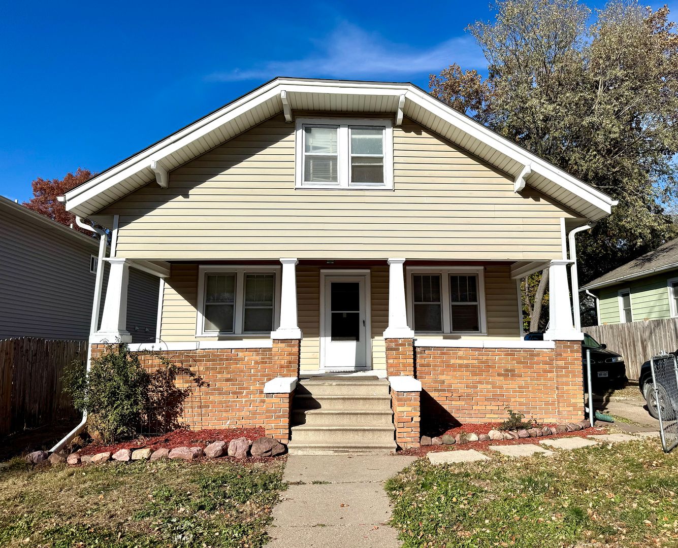 Lincoln Apartment: 2274 Orchard street