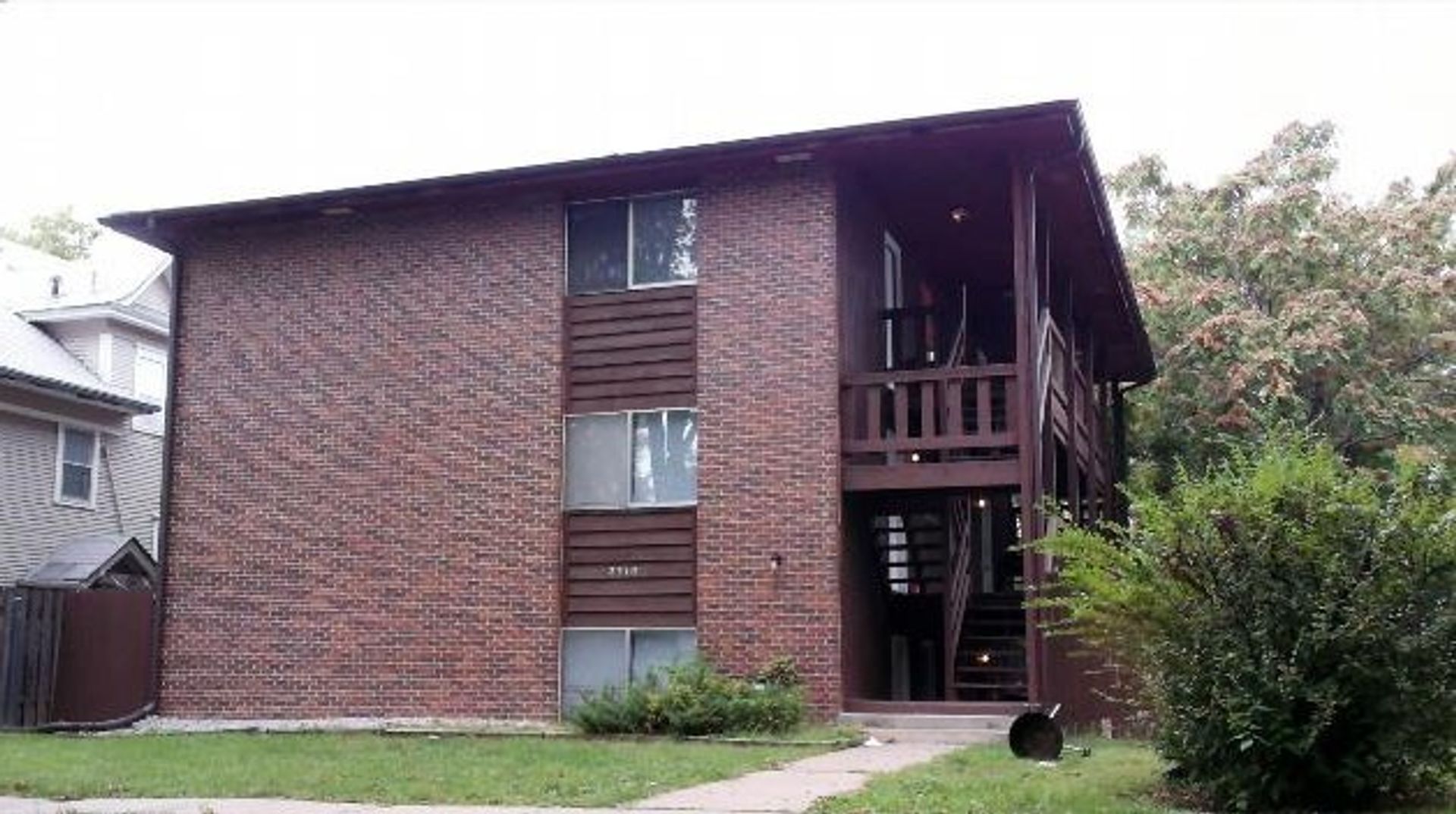 Lincoln Apartment: 2510 "E" street