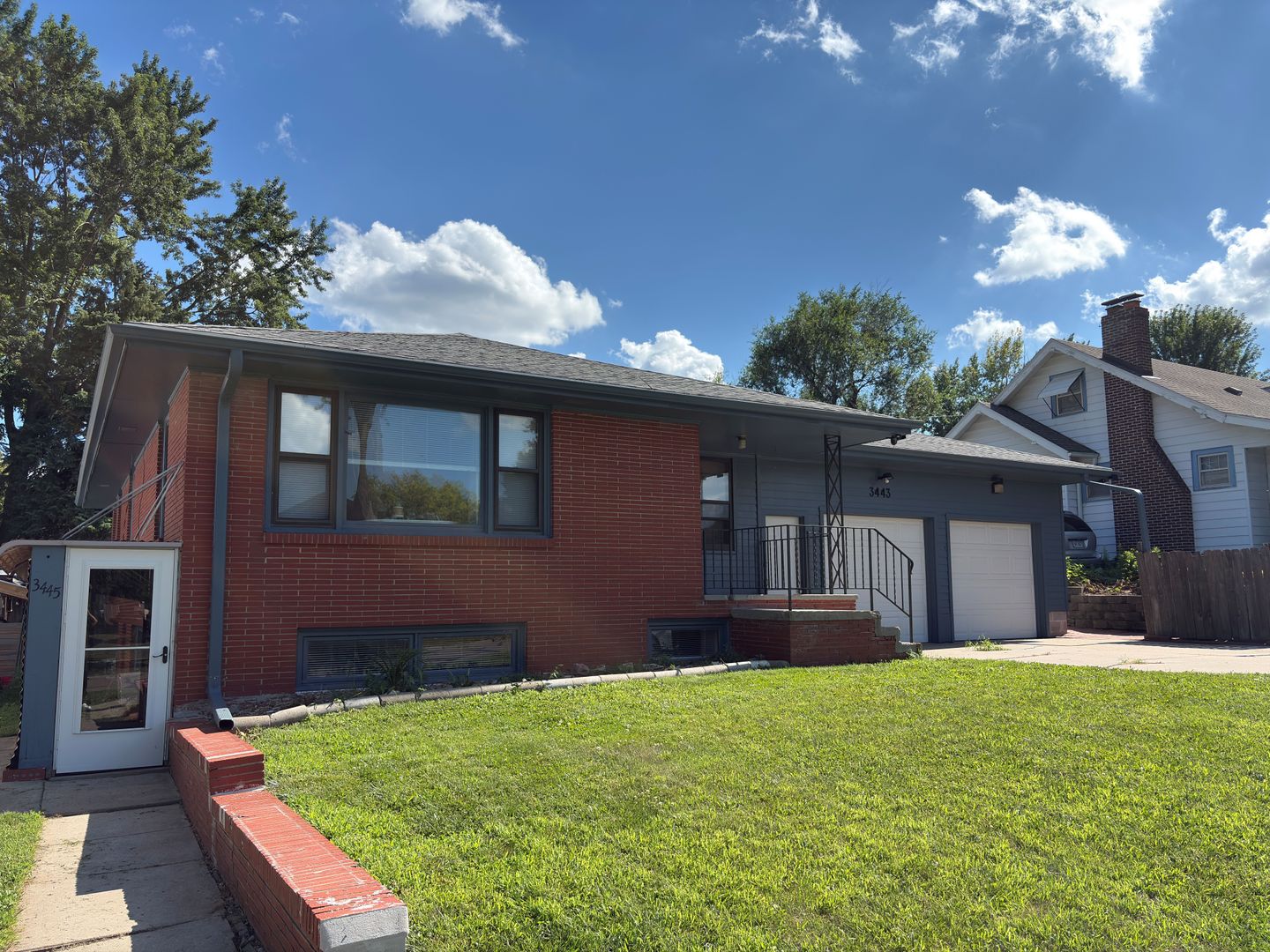 Lincoln Apartment: 3443 N street