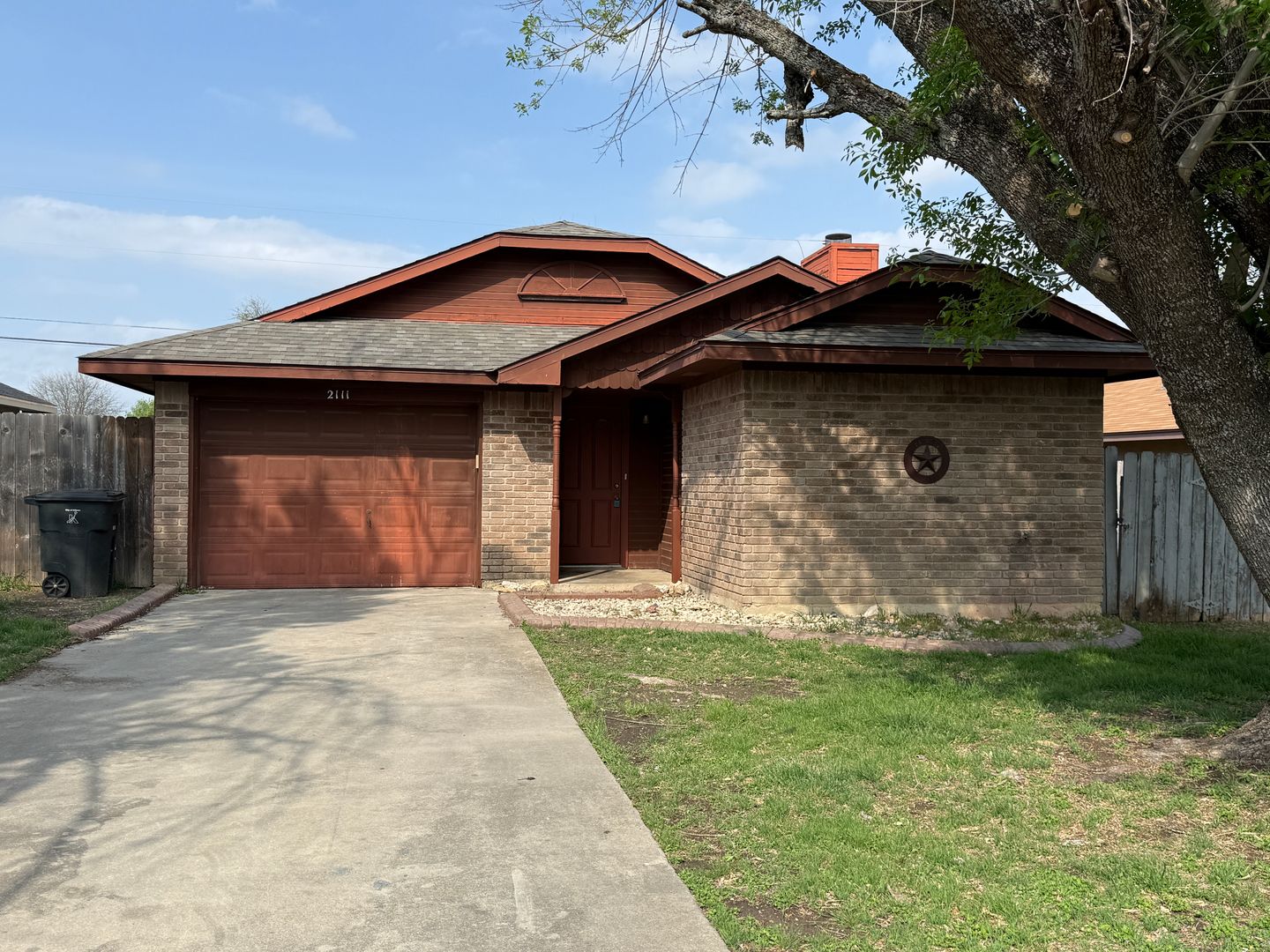 Killeen House: 2111 Cimmaron Drive