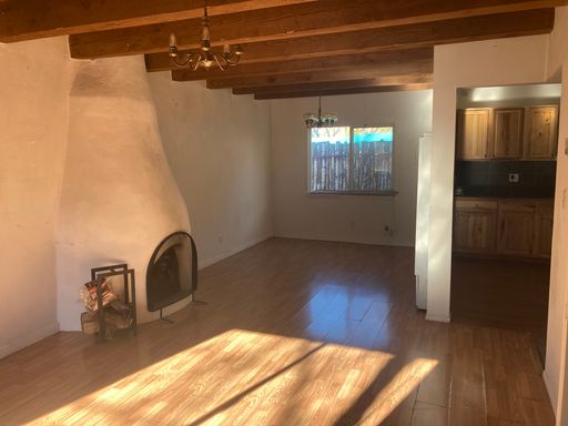 406 Griffin Unit A - Less than a mile from the Plaza! – photo 1