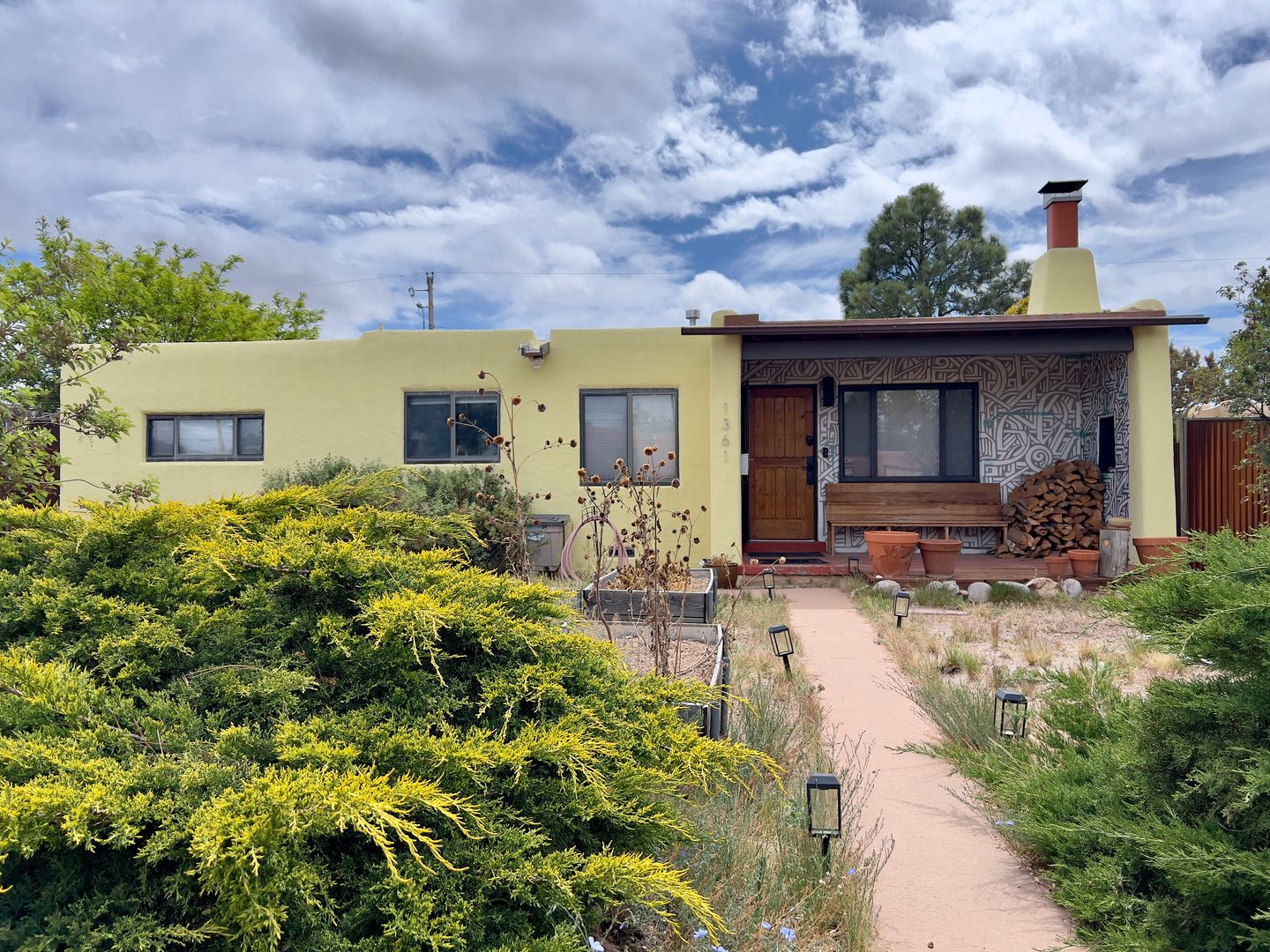 Santa Fe House: 1361 Santa Rosa Drive
