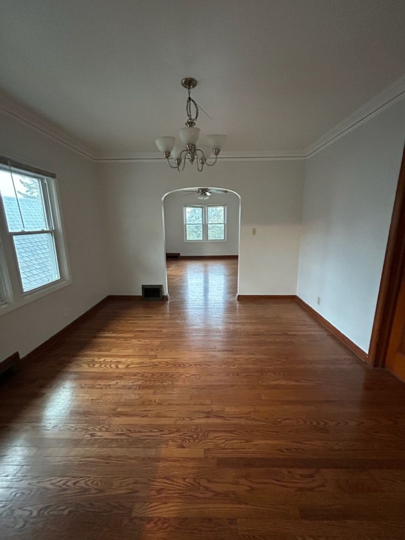 Omaha Apartment: 14th & Vinton Street