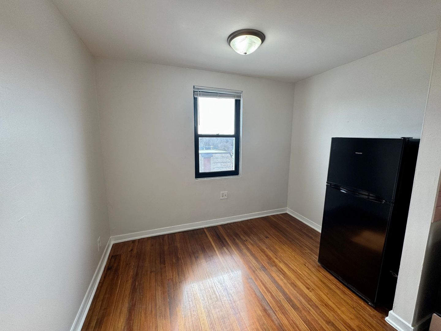 Omaha Apartment: 1240 S 10th St