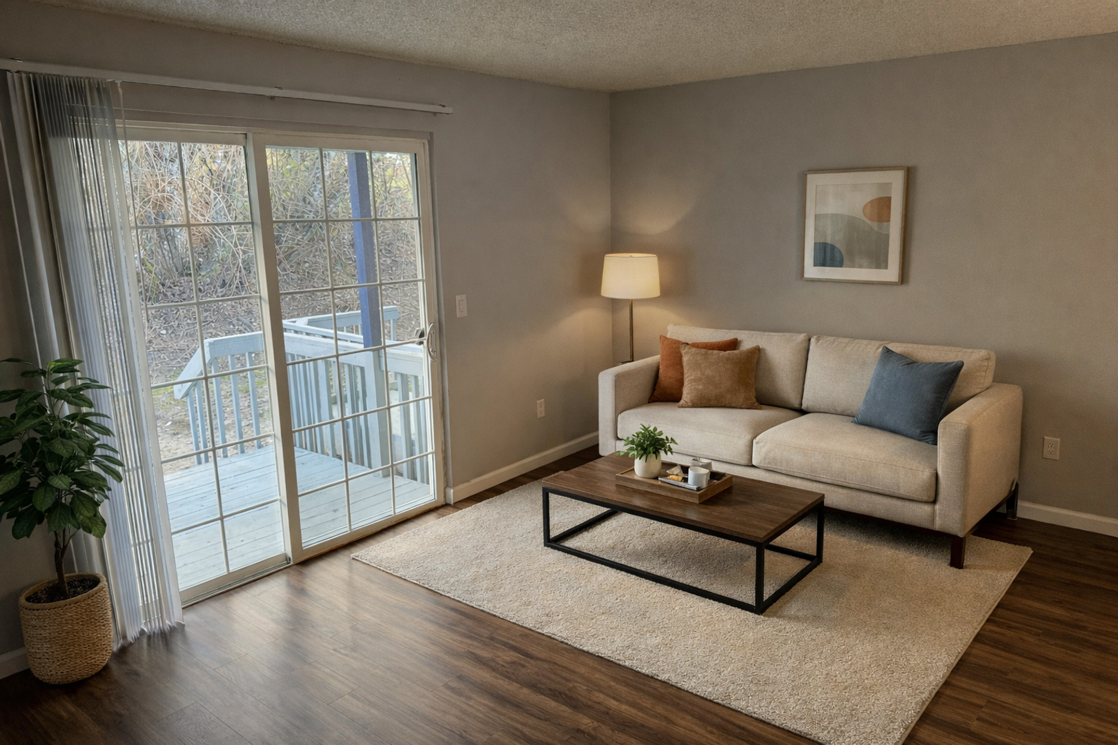 McMinnville Apartment: 1896 NE Hwy 99W