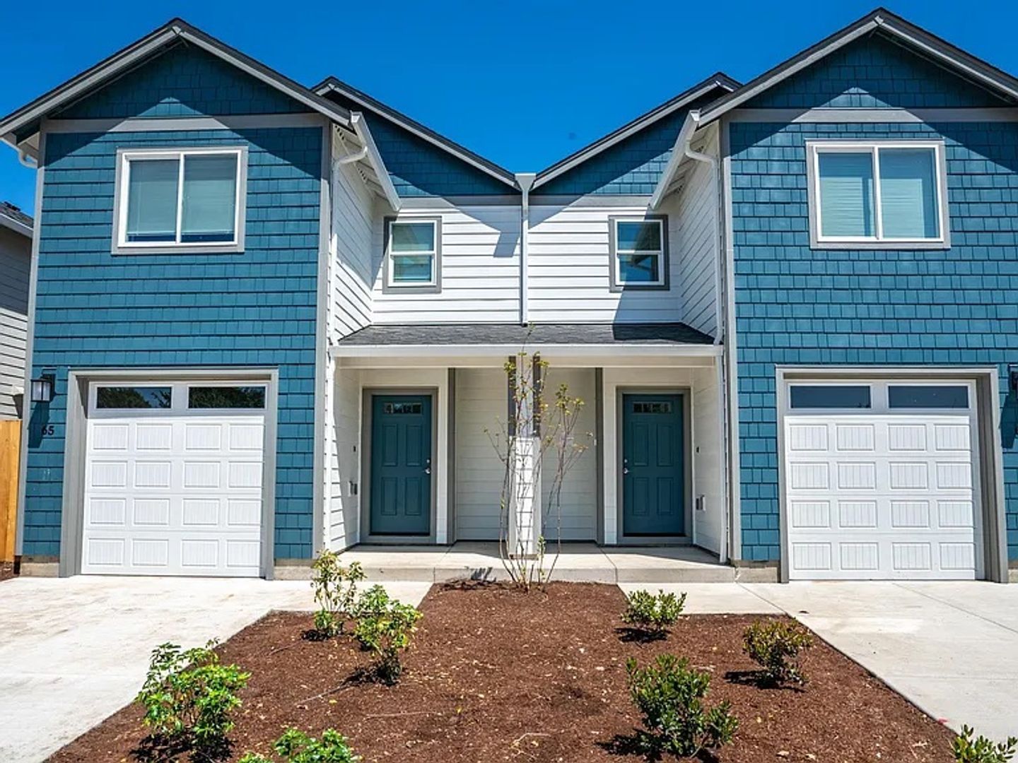 Lebanon House: 65 Sand Ridge Ct