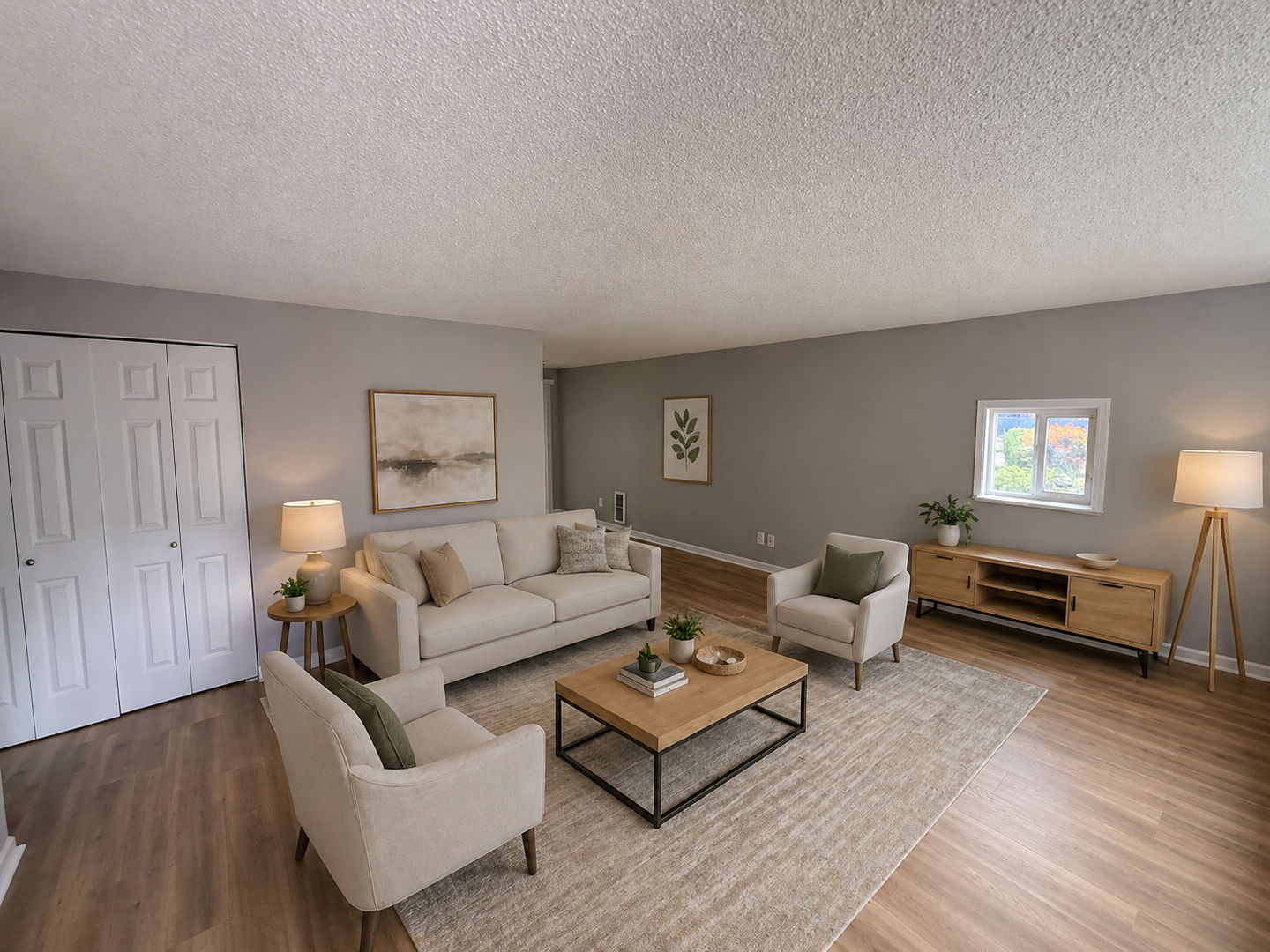 McMinnville Apartment: 2302 NE Evans St.