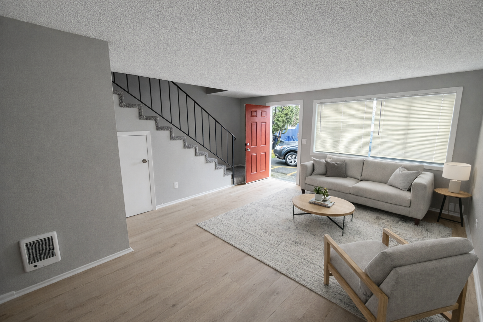 McMinnville Apartment: 2302 NE Evans St.