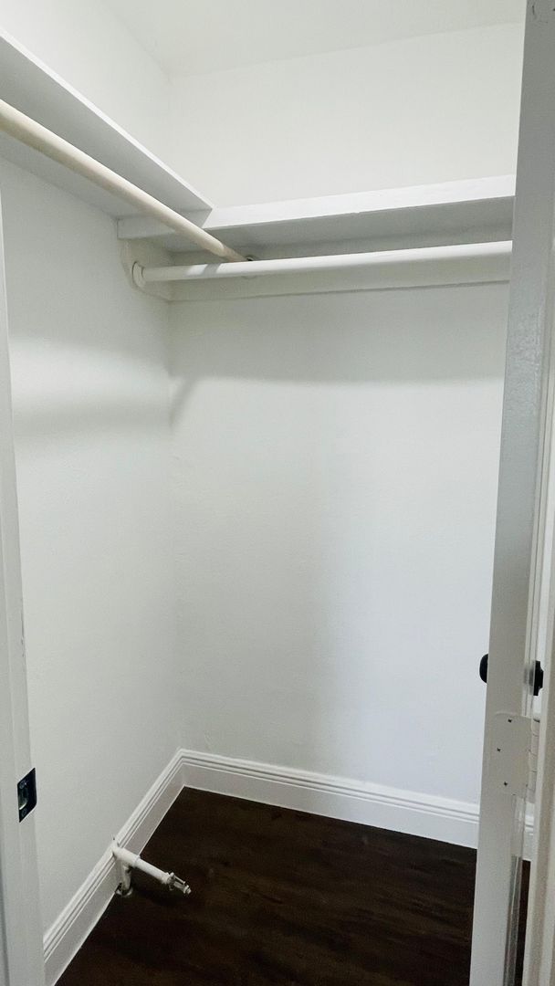 Houston House: 413 North Live Oak St. Unit 3