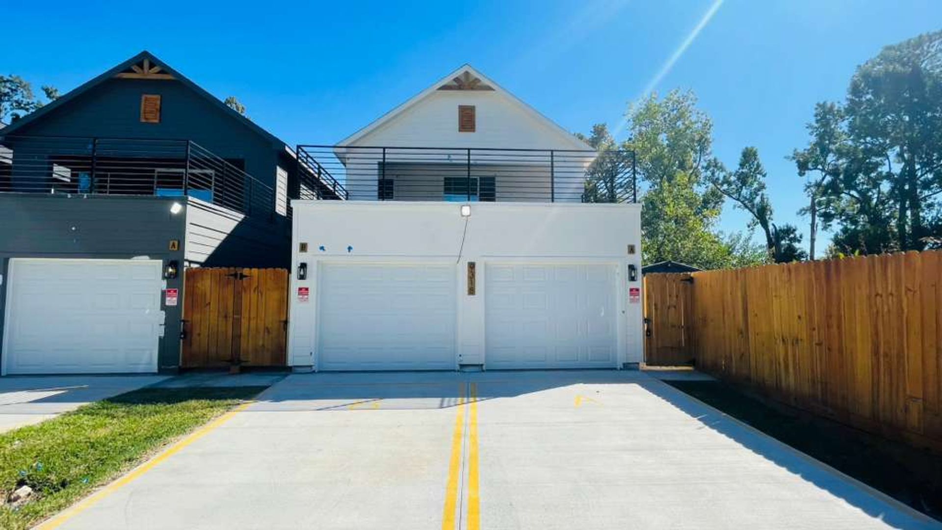 Houston House: 9318 Firnat St. Unit A