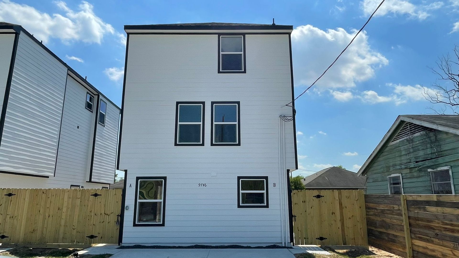 Houston House: 9746 Garcroft St. Unit A