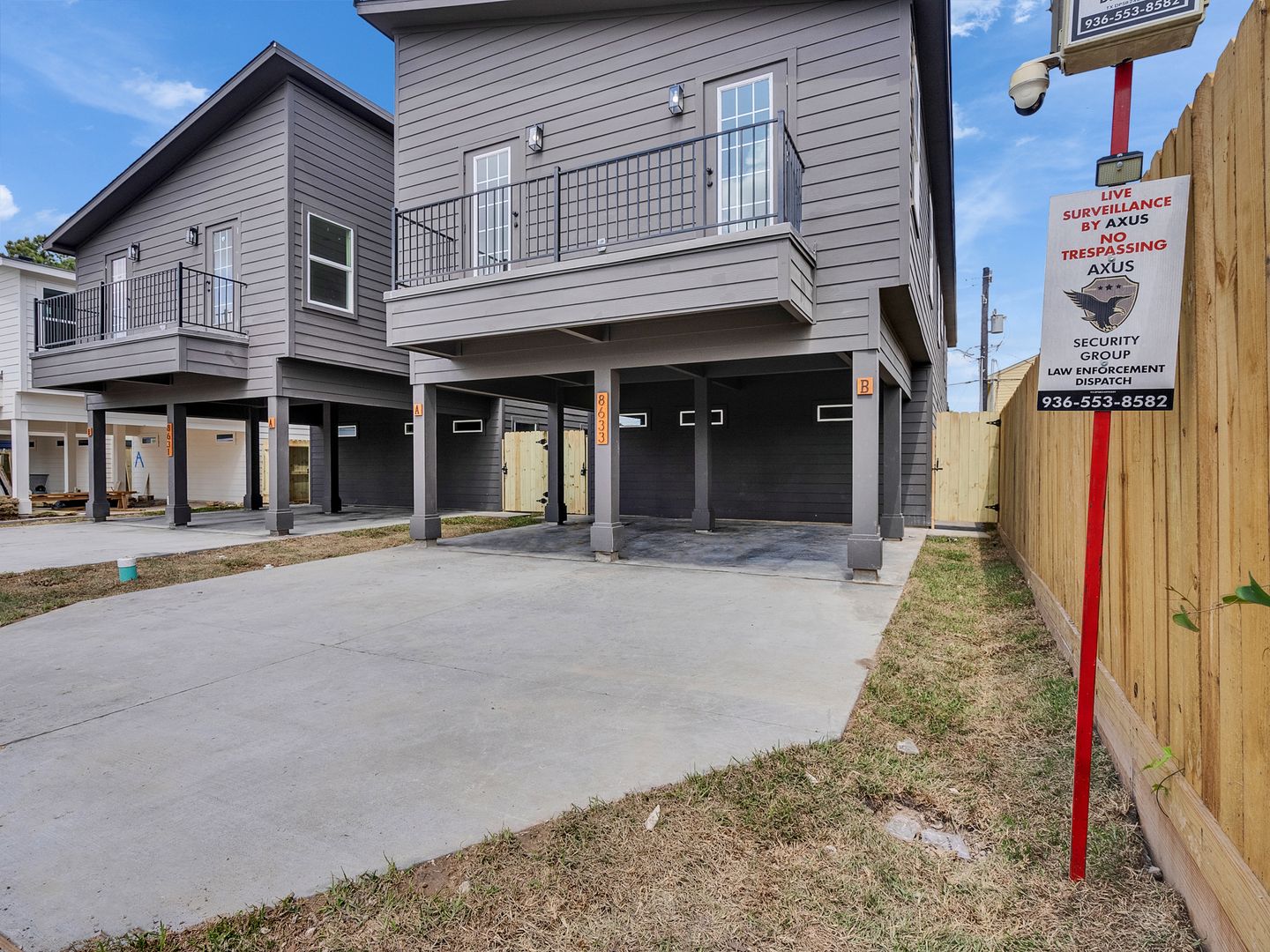 Houston House: 8407 Mahalia Dr. Unit A