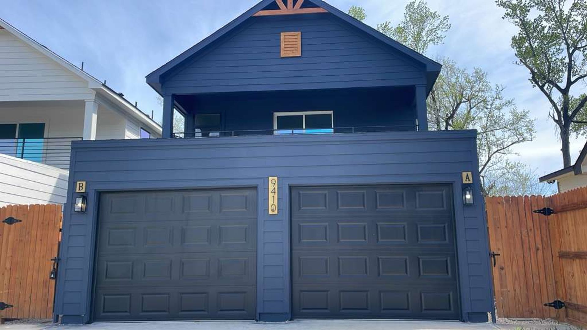 Houston House: 9410 Firnat St. Unit A,