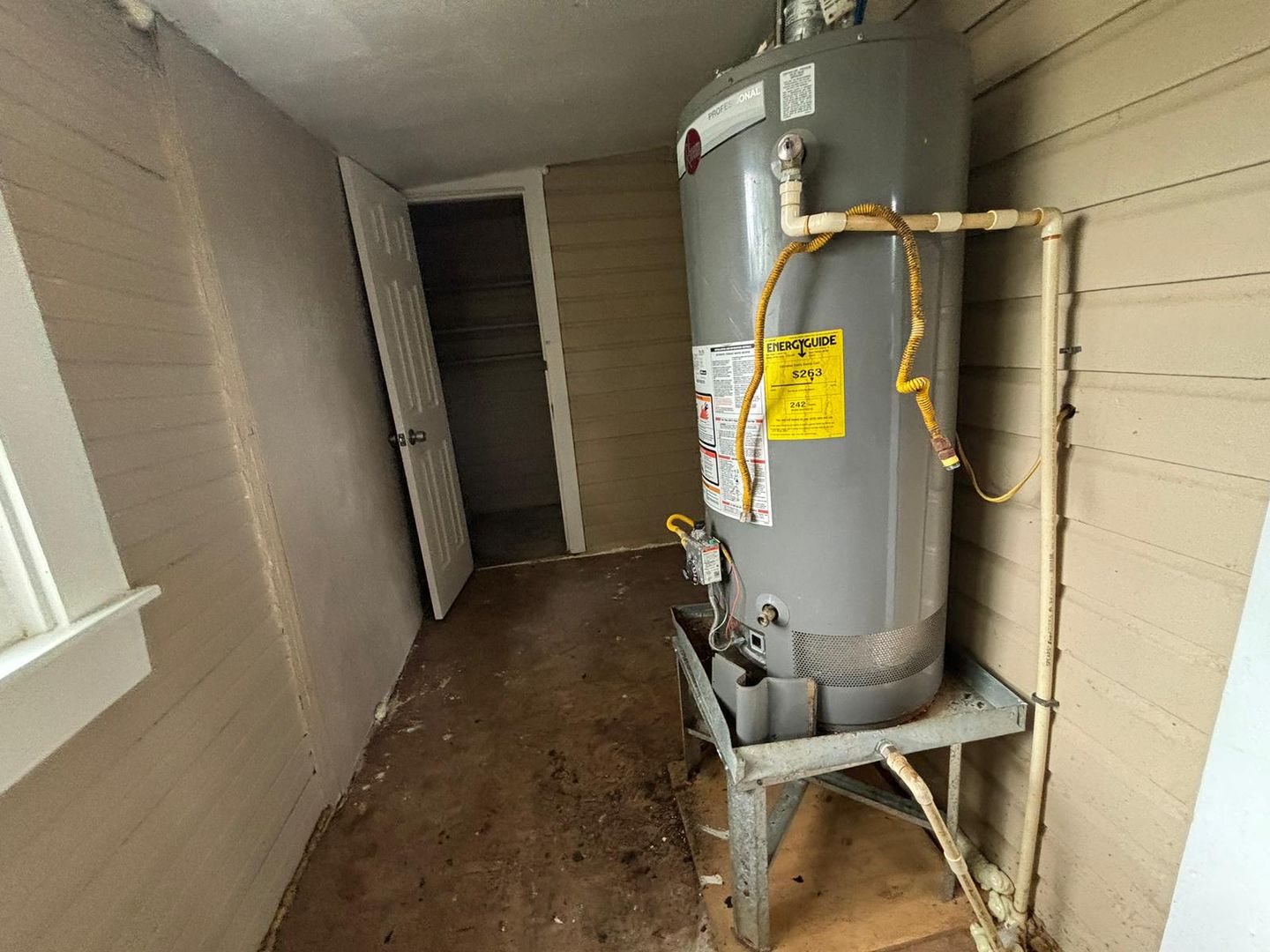 Houston House: 3413 Market St. Unit 3413