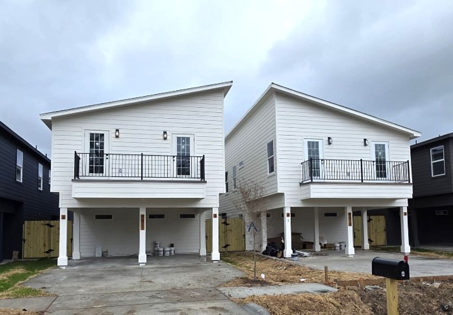 Houston House: 8629 Homewood Ln. Unit A