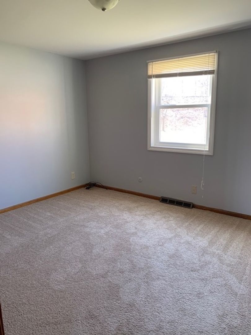 Buffalo Apartment: 2 Angle Street