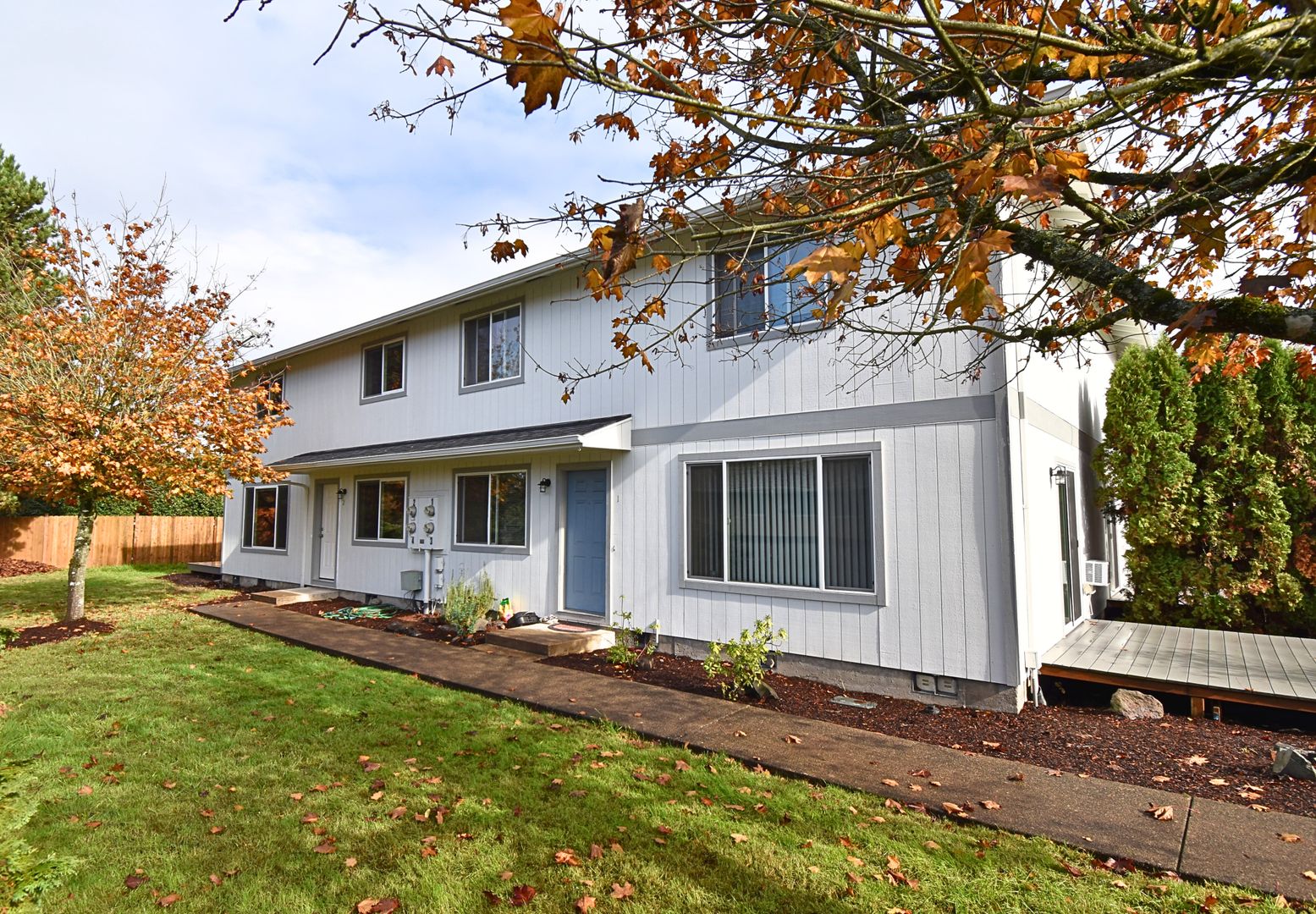 Albany Apartment: 2435 16th Ave SE