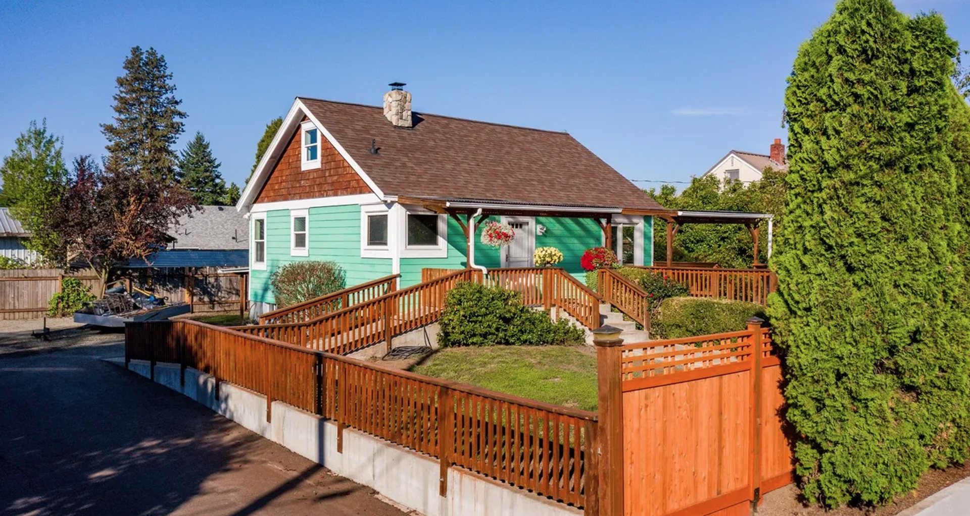 Lebanon House: 2310 McKinney Ln.