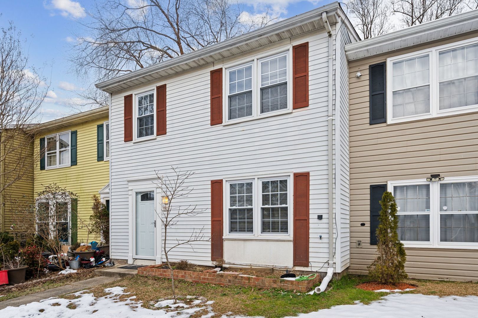 Lorton Townhome: 7907 Timarand Court