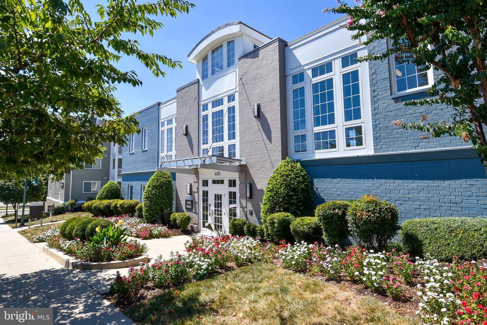 Arlington Condo: 4063 South Four Mile Run Drive