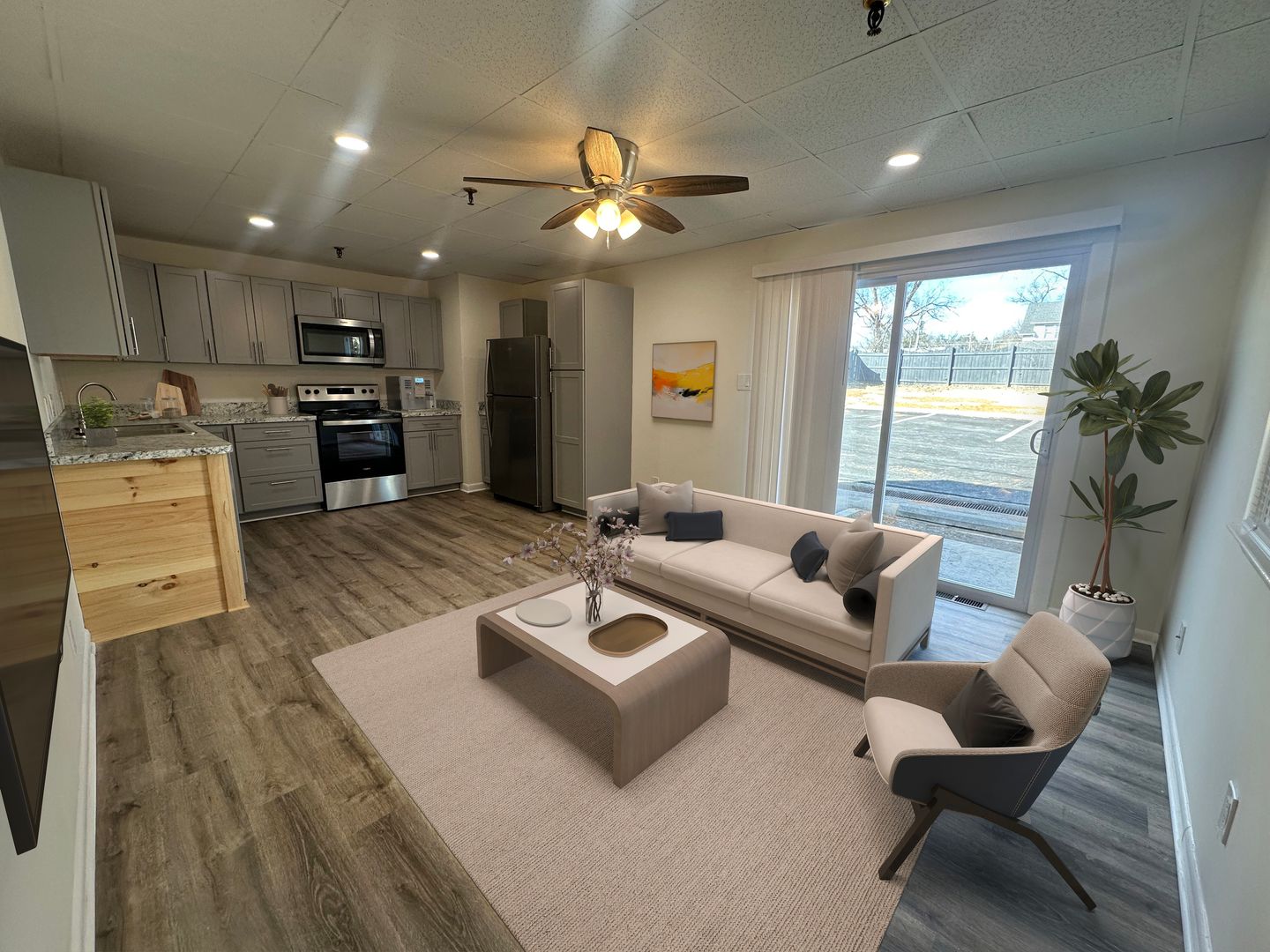 Winchester Apartment: 1725 Henry Ave