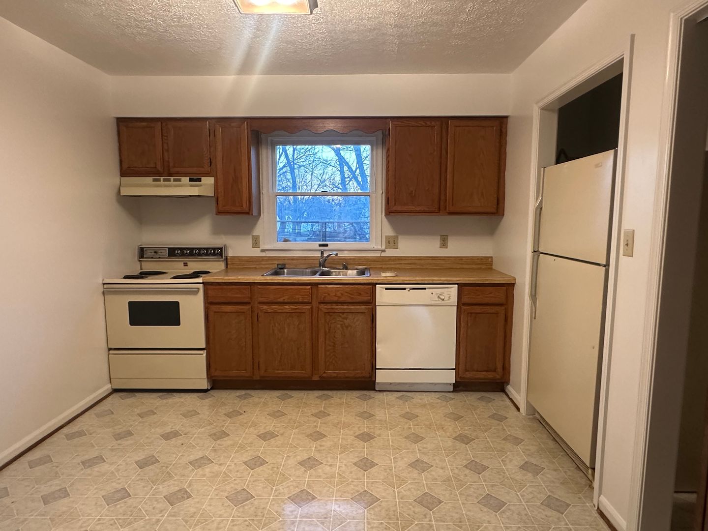 Stephens City Apartment: 820 Locust Street