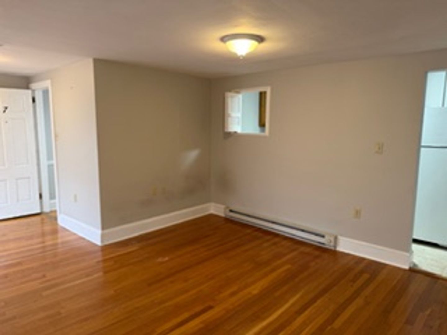 Winchester Apartment: 142 N. Washington Street