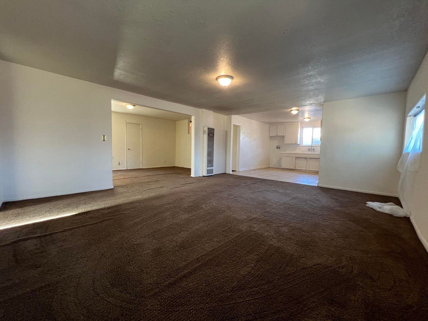 202 E Ave J7, Lancaster, CA 93535