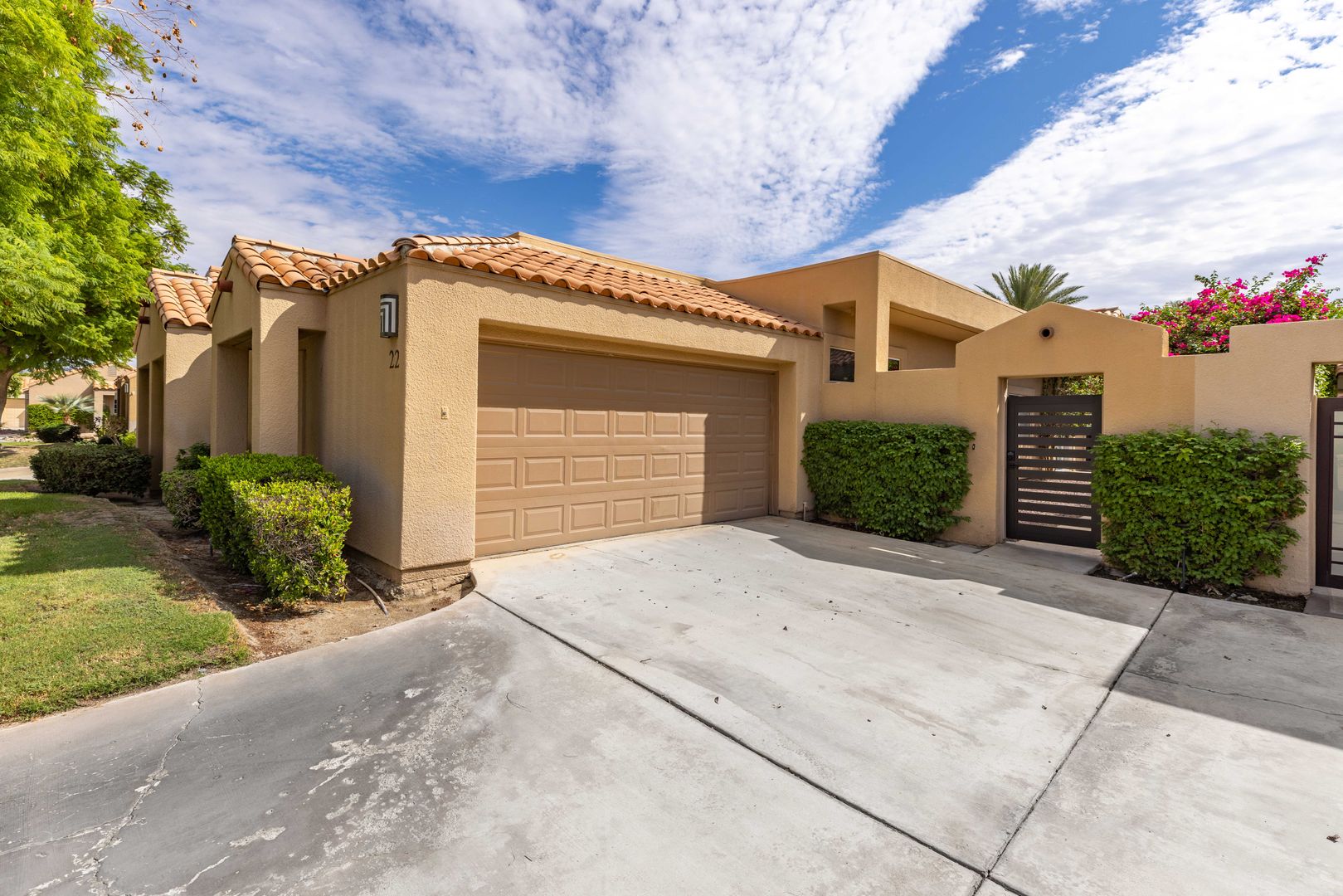 Rancho Mirage Condo: 22 Oak Tree Dr