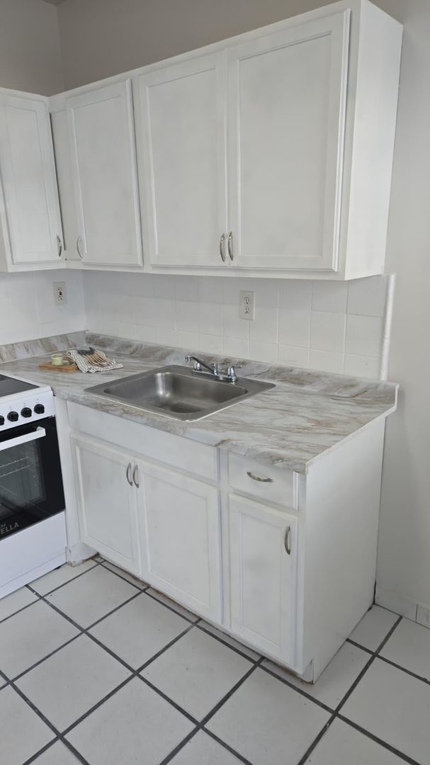 626 - Kina Hialeah 10 of 12