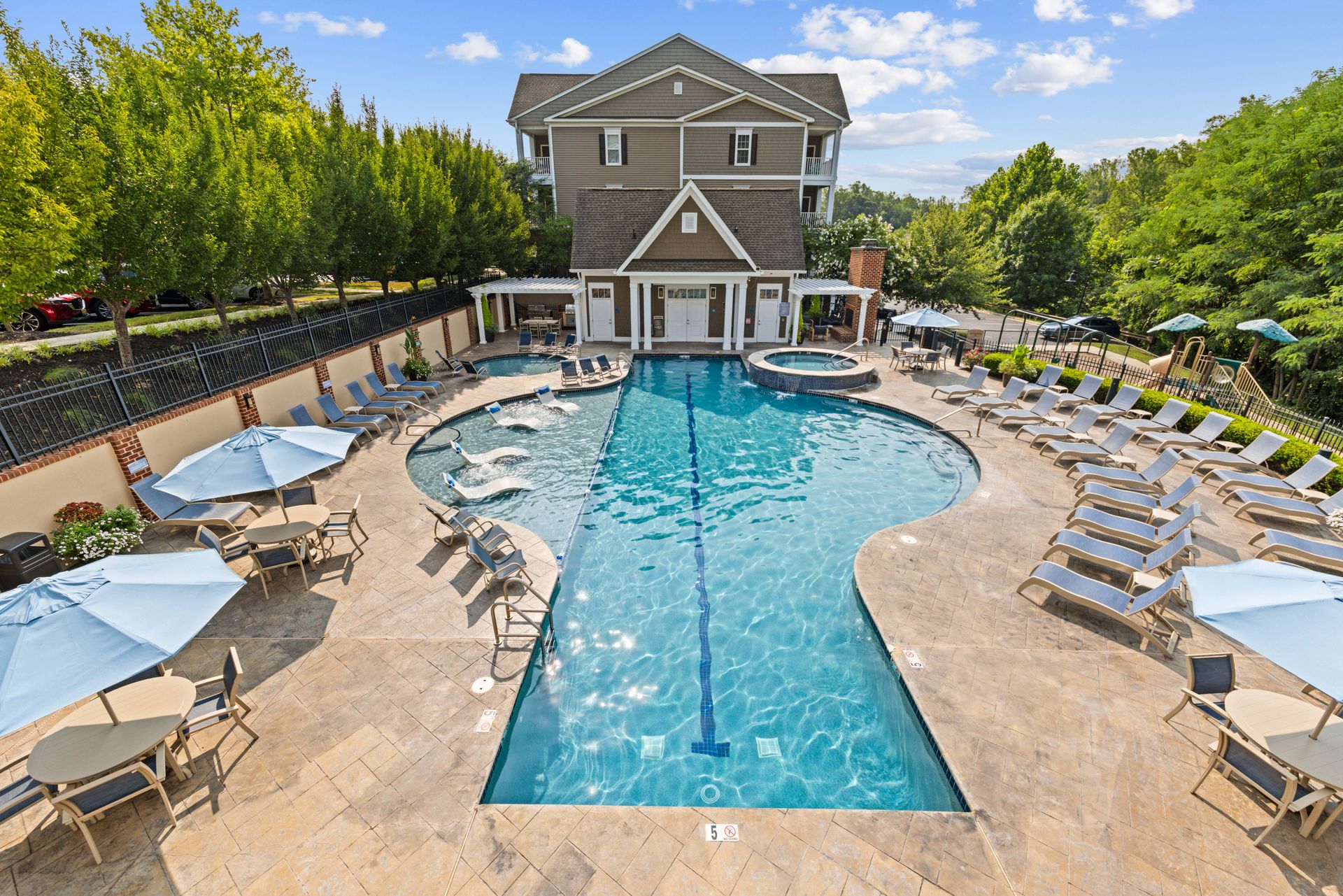 Charlottesville Apartment: 200 Reserve Blvd.