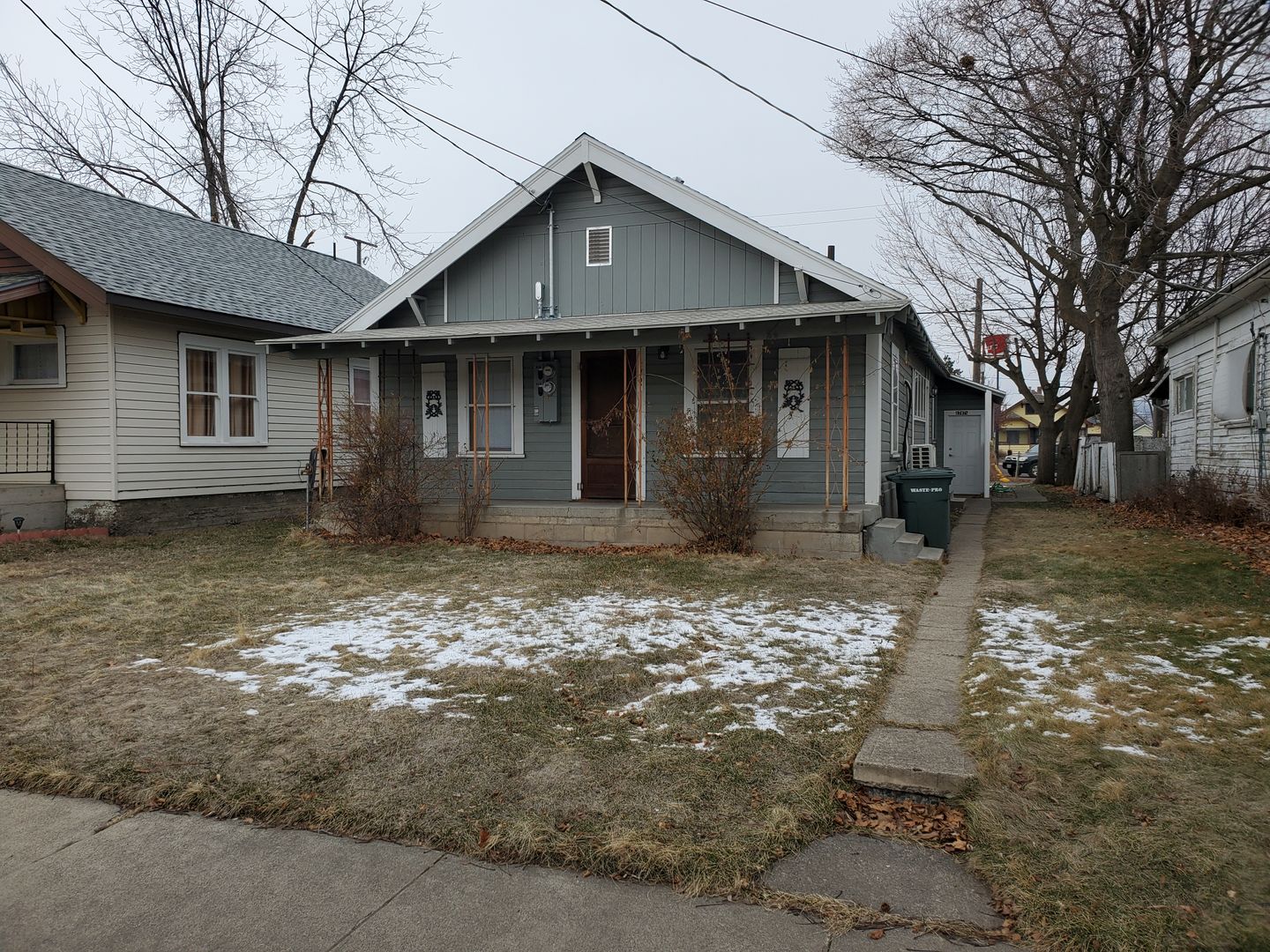 La Grande Apartment: 1707 Washington Avenue
