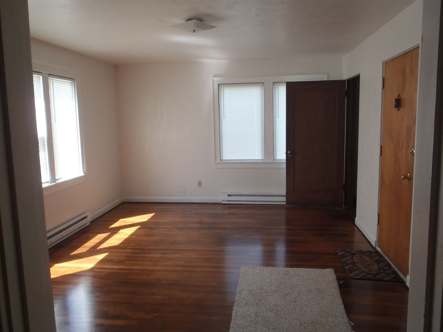 Aberdeen Apartment: 2603 Aberdeen Ave