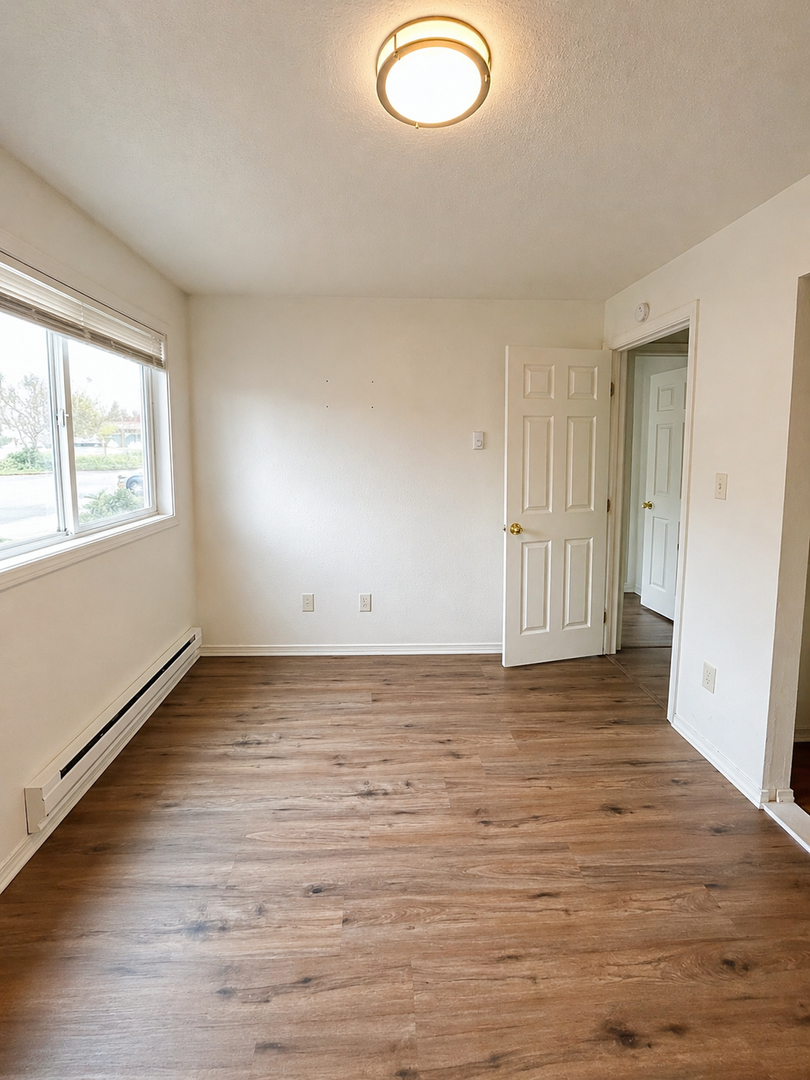 Hoquiam Apartment: 419 Queen Ave