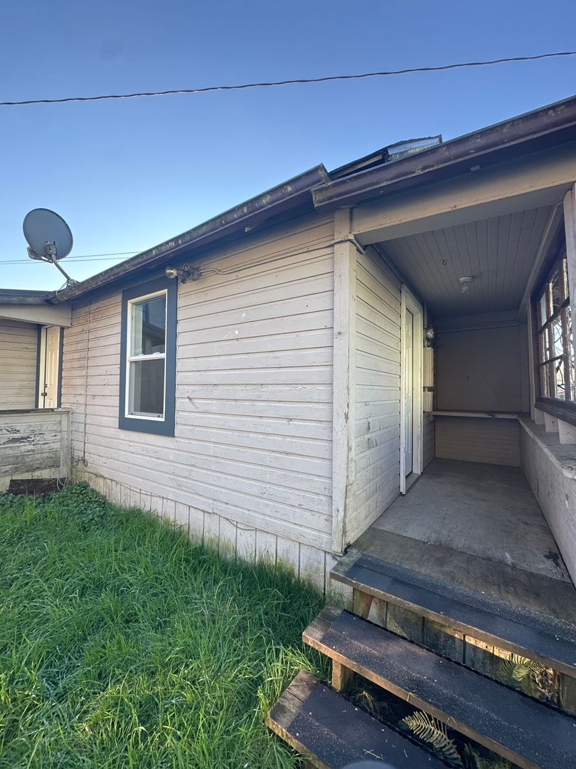 Aberdeen Apartment: 918 Summit Street