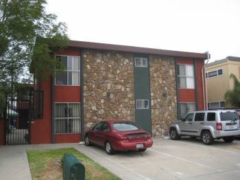 San Diego Apartment: 4437 50th St