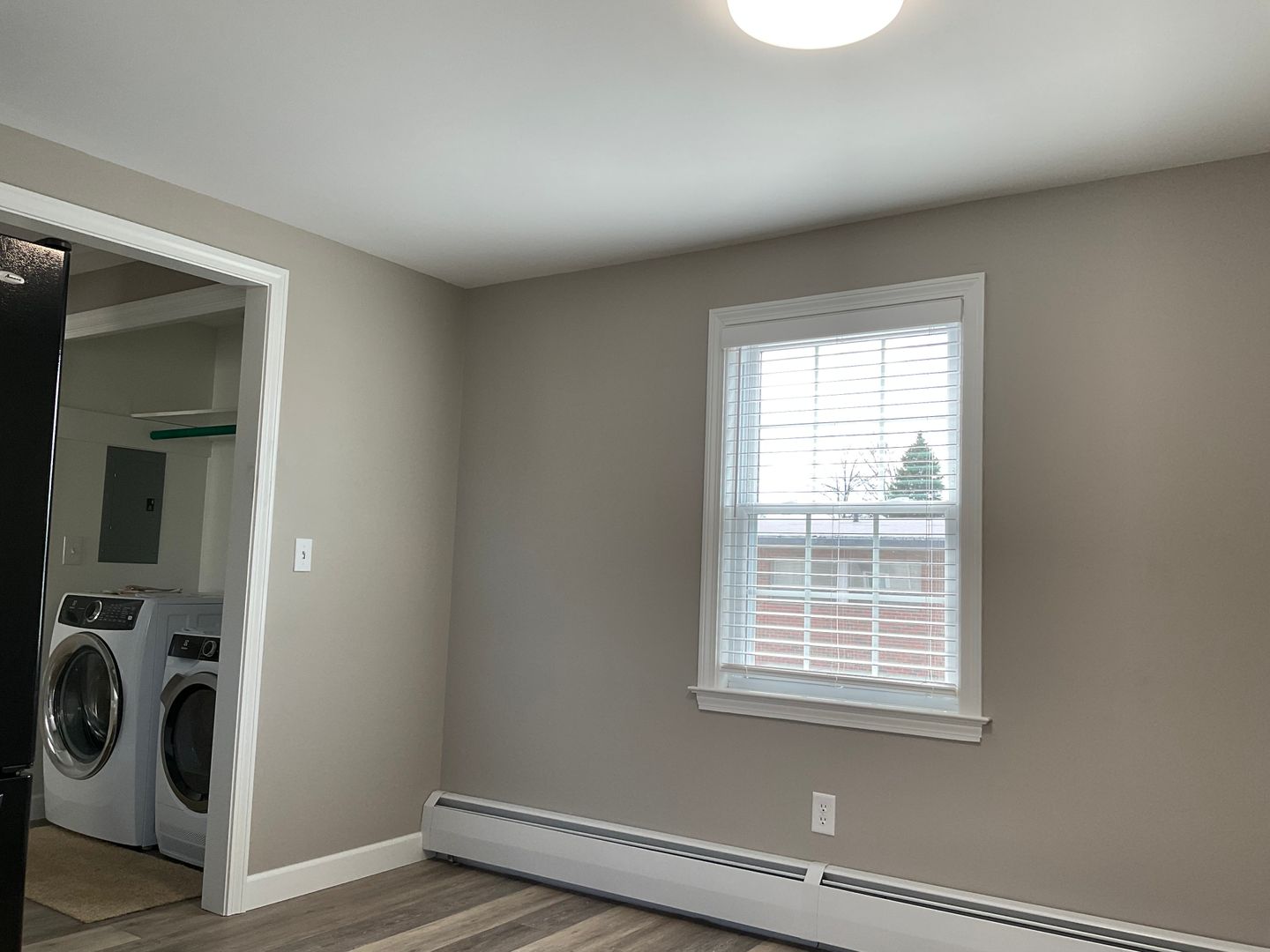 Middletown Apartment: 61 South Main Street