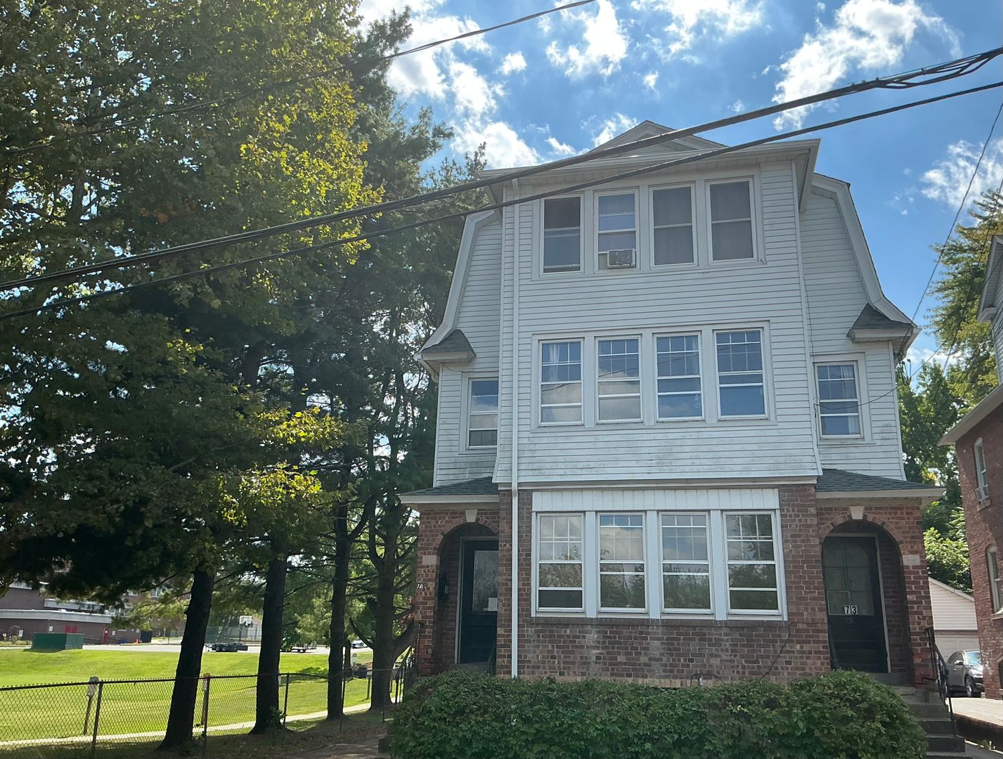 Middletown Apartment: 73 Stack Street