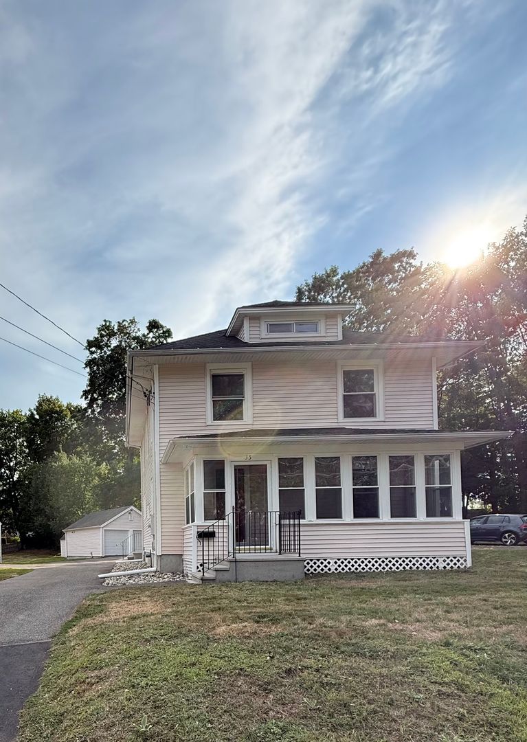 Cromwell House: 35 West Street