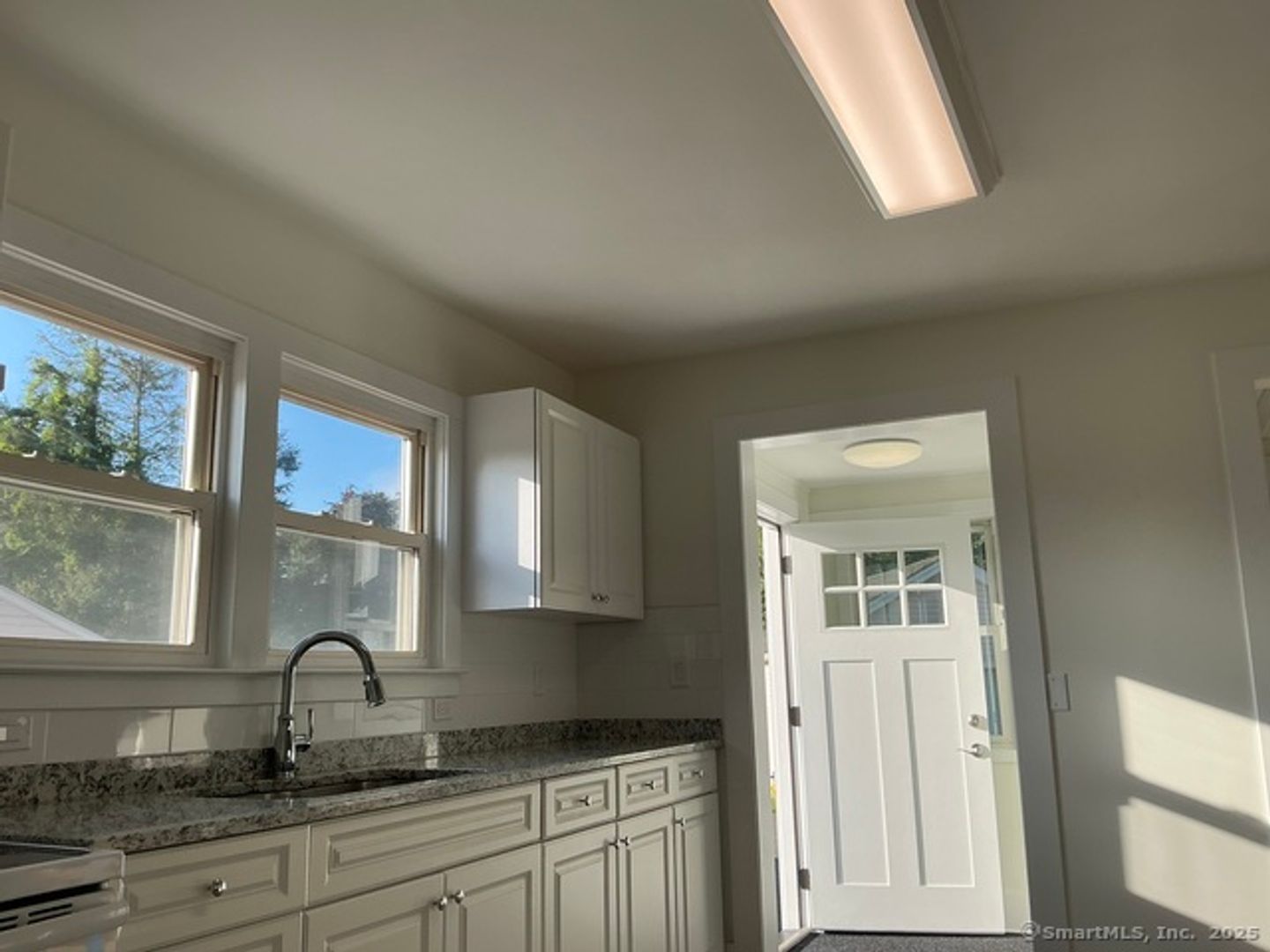 Cromwell House: 35 West Street