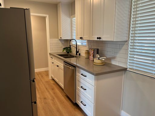 Modern 1-Bedroom Apartment - Oakland – photo 1