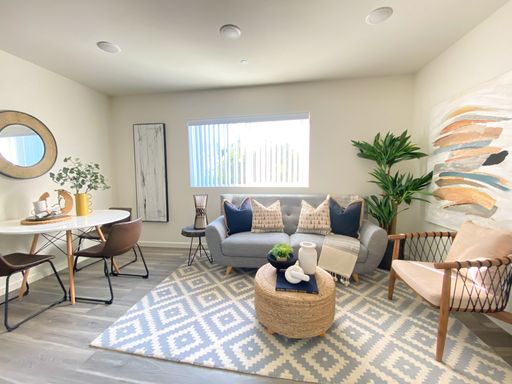 Modern 2 Bed 2 Bath at Pacific Beach – photo 1