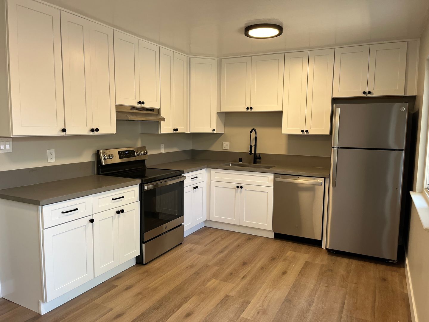 Hayward Apartment: 29324 Dixon Street